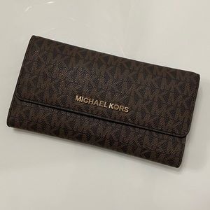 Michael Kors Wallet - Brown MK CLUTCH wallets